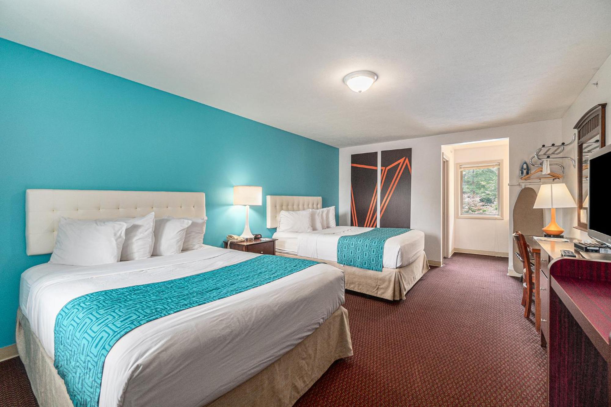 Howard Johnson By Wyndham Traverse City Exterior foto